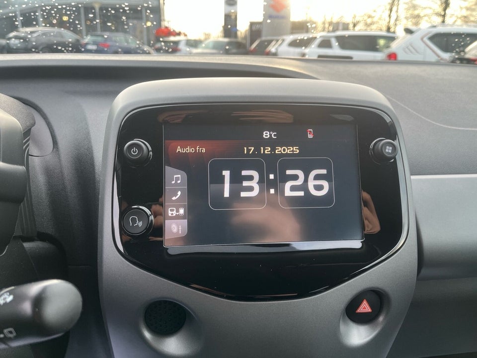 Toyota Aygo 1,0 VVT-i x-press 5d