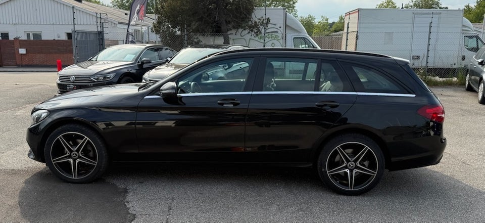 Mercedes C220 d 2,2 Avantgarde stc. aut. 5d