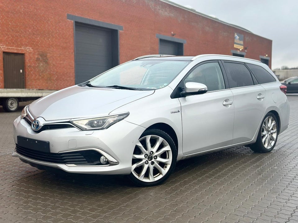 Toyota Auris 1,8 Hybrid H4 Touring Sports CVT 5d