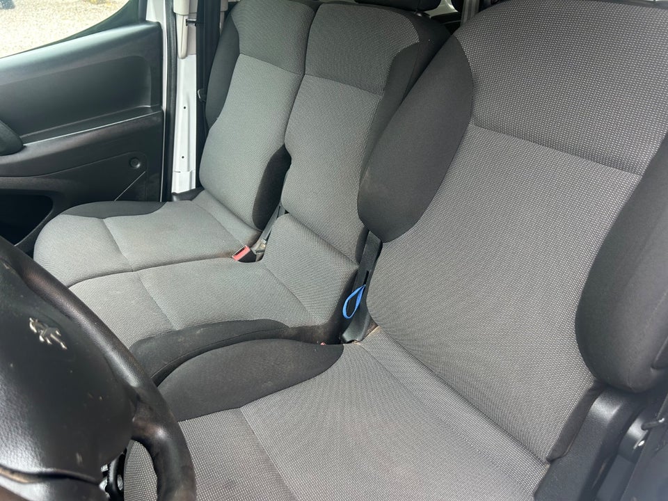 Peugeot Partner 1,6 BlueHDi 100 L2 Flex Van 5d