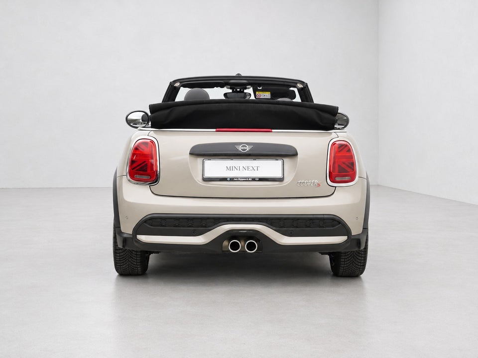 MINI Cooper S 2,0 Essential Cabriolet aut. 2d