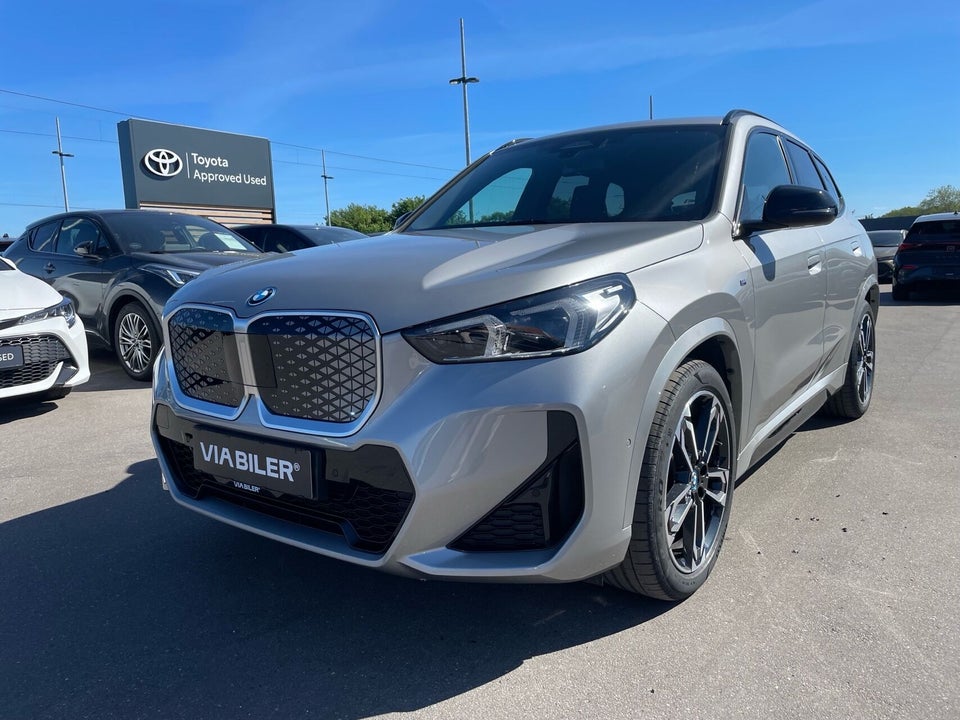 BMW iX1 eDrive20 M-Sport 5d