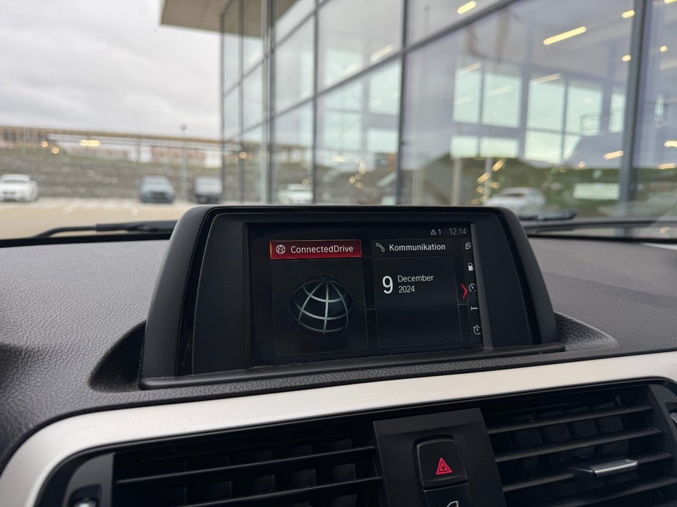 BMW 118d 2,0 Connected aut. 5d