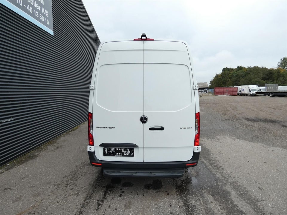 Mercedes Sprinter 316 2,2 CDi A2 Kassevogn RWD