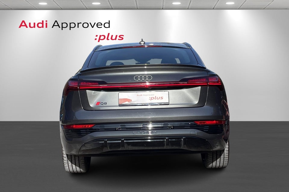 Audi Q8 e-tron 55 S-line Sportback quattro 5d