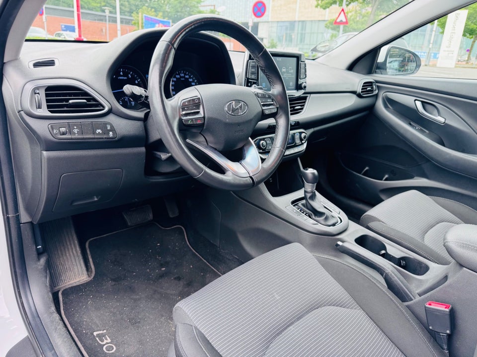 Hyundai i30 1,4 T-GDi Value Edition stc. DCT 5d
