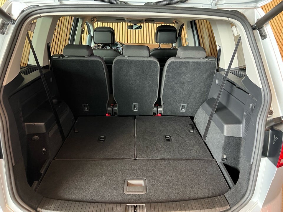 VW Touran 1,4 TSi 150 Highline DSG 7prs 5d