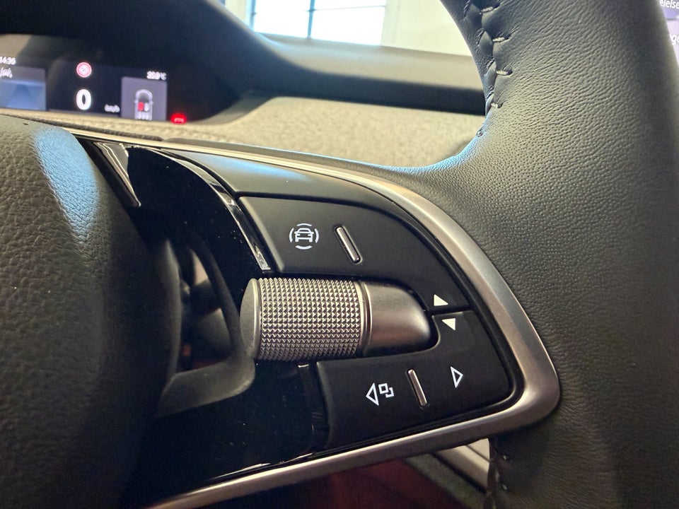 Skoda Enyaq 85 iV Premium 5d