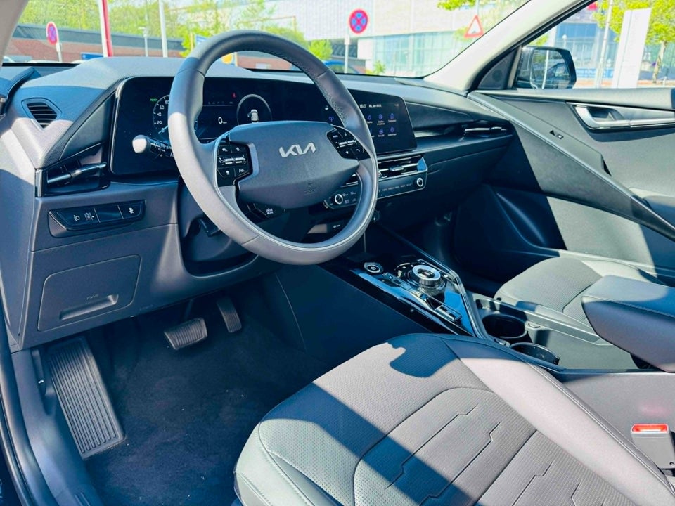 Kia Niro 64 EV Inspire 5d