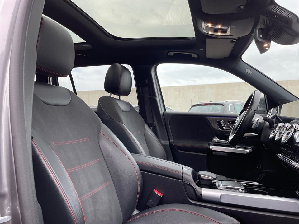 Mercedes EQB300 AMG Line 4Matic 5d