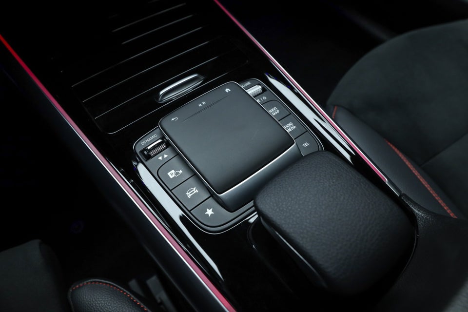Mercedes EQA350 AMG Line 4Matic 5d