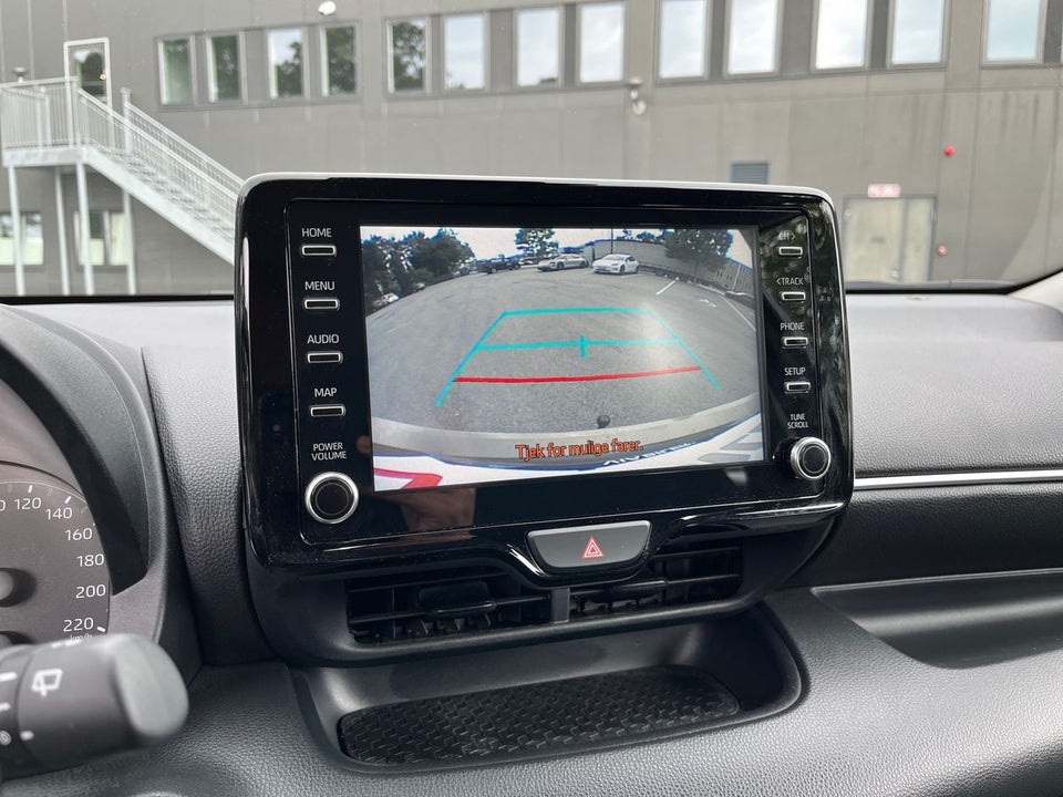 Toyota Yaris 1,5 Hybrid Active Tech e-CVT 5d