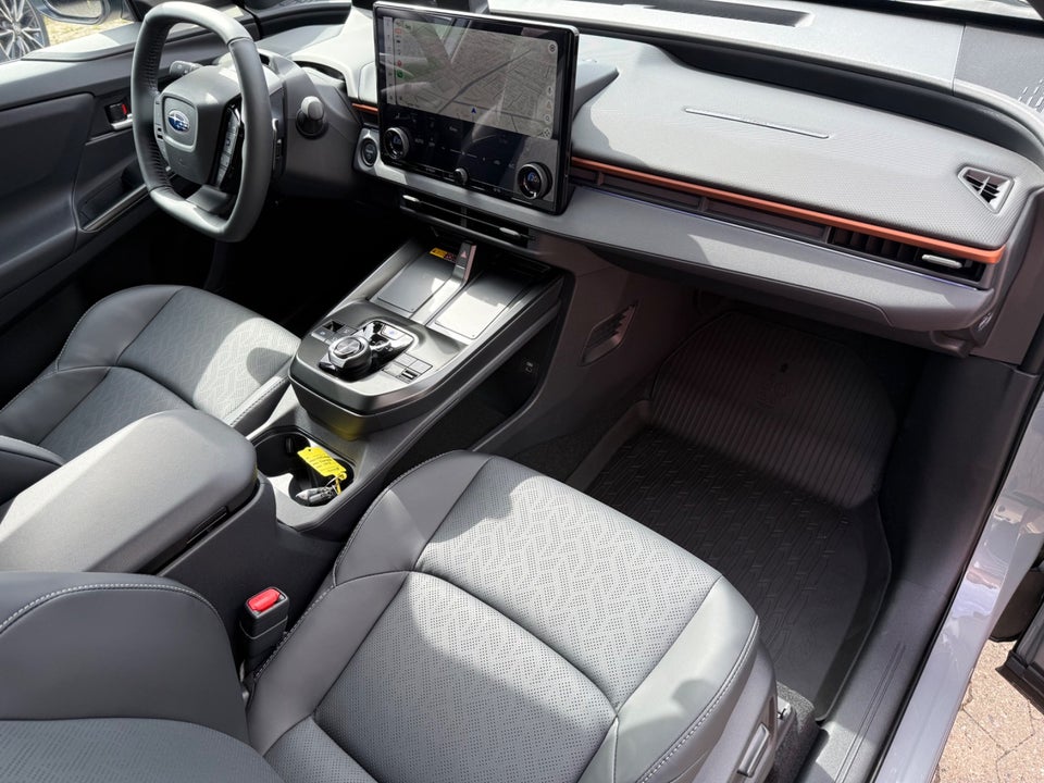 Subaru Uncharted 77 Touring AWD 5d