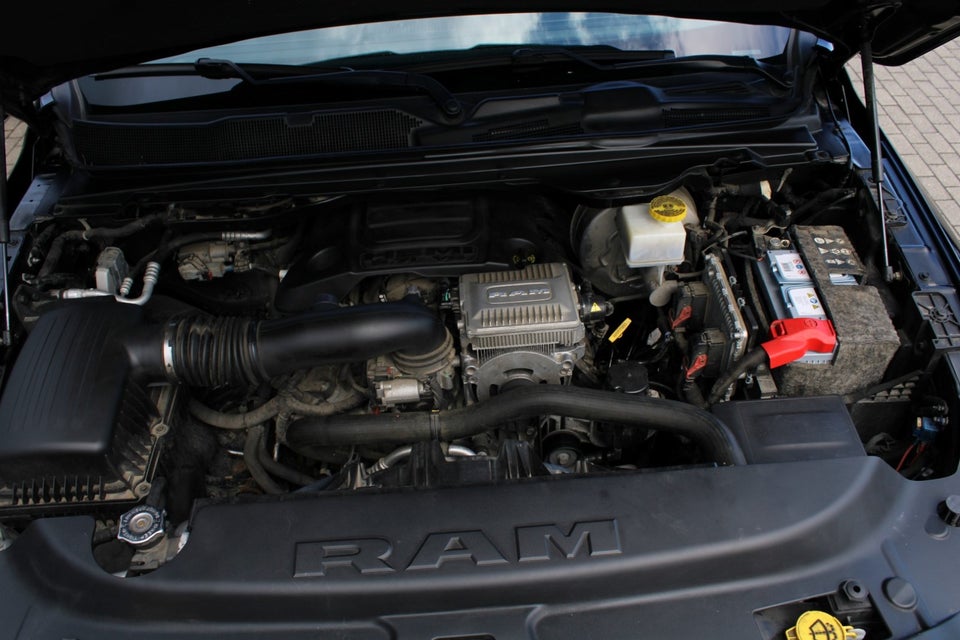 Dodge RAM 1500 5,7 V8 Hemi eTorque Limited aut. 4d