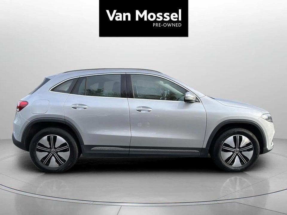 Mercedes EQA250+ Electric Art 5d