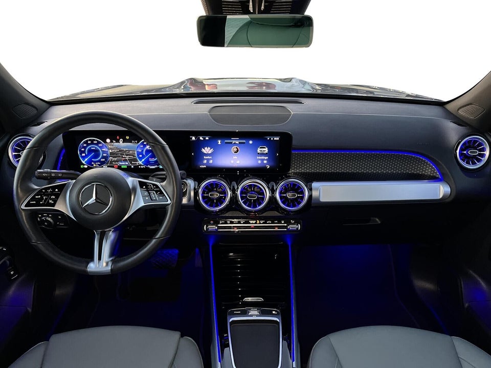 Mercedes EQB300 Progressive 4Matic 5d