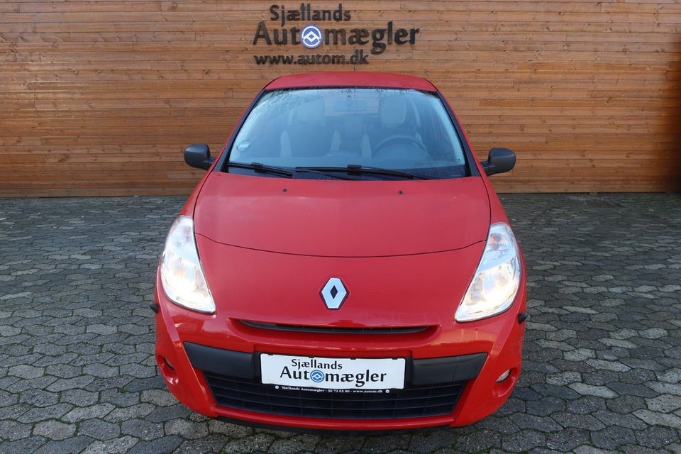 Renault Clio III 1,2 16V Authentique 3d