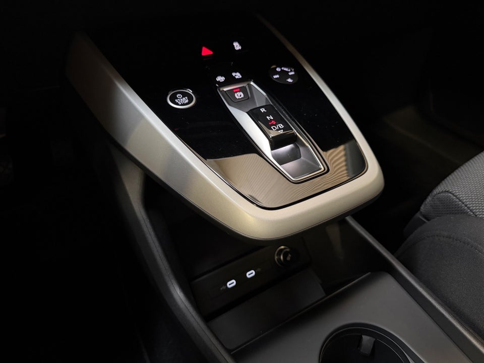 Audi Q4 e-tron 40 Attitude 5d