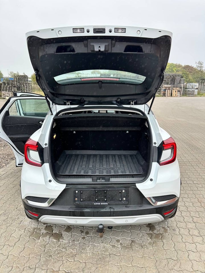 Renault Captur 1,6 E-Tech Intens 5d