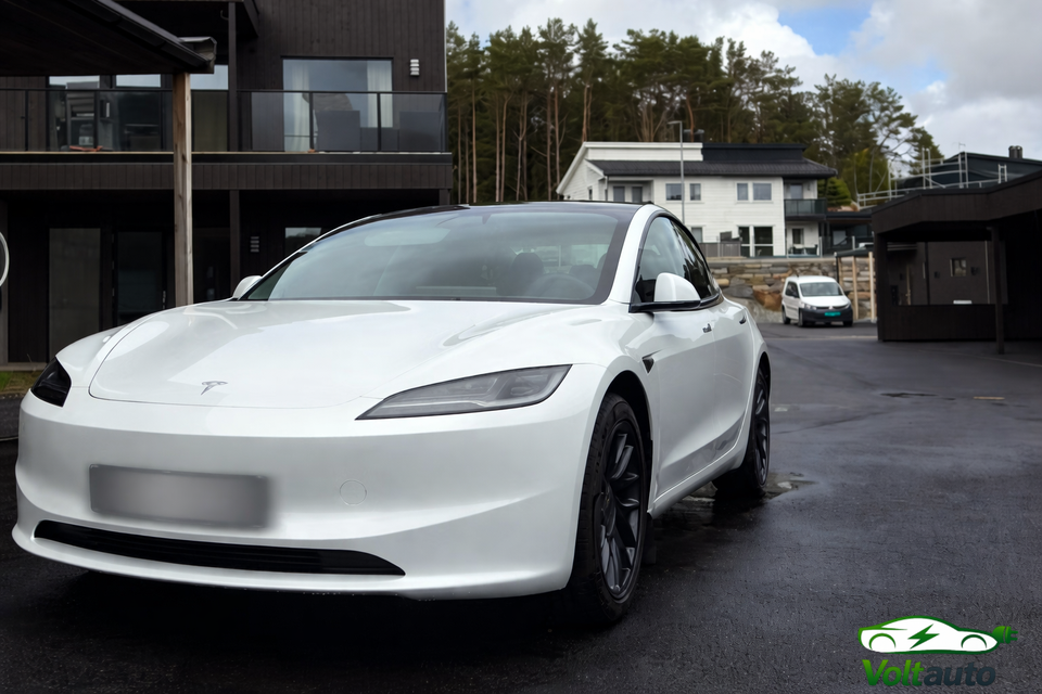 Tesla Model 3 RWD 4d