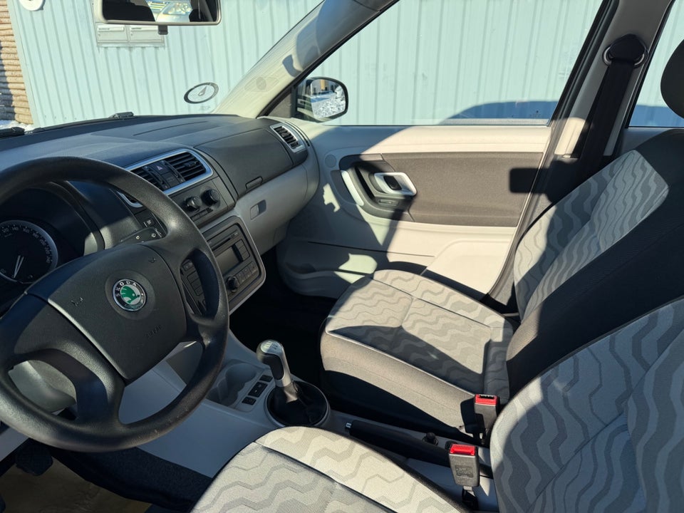 Skoda Fabia 1,4 16V Ambiente 5d