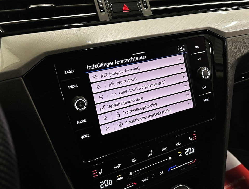 VW Passat 1,4 GTE Variant DSG 5d