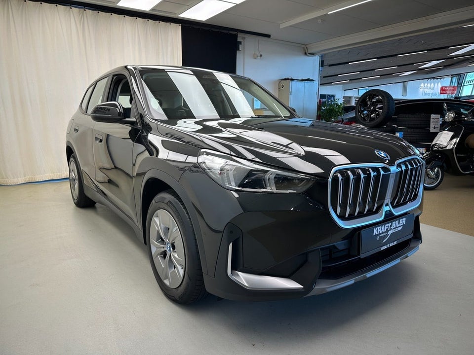 BMW iX1 xDrive30 5d