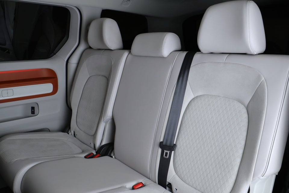 VW ID.Buzz 77 Pro SWB 5d