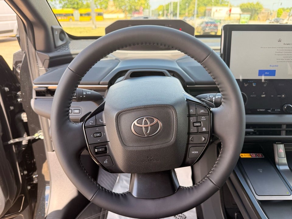 Toyota bZ4X 73 Executive 5d