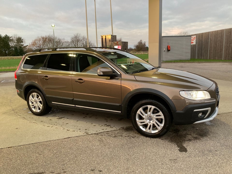 Volvo XC70 2,0 D4 181 Summum aut. 5d