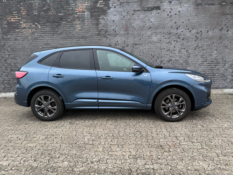 Ford Kuga 2,5 PHEV ST-Line X CVT 5d