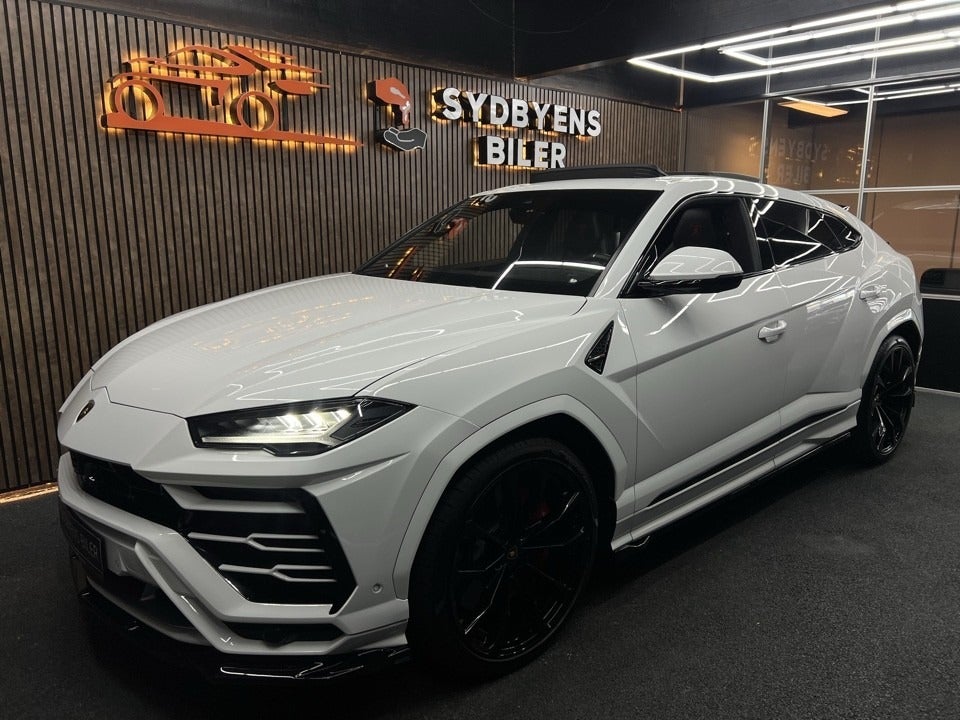 Lamborghini Urus 4,0  5d