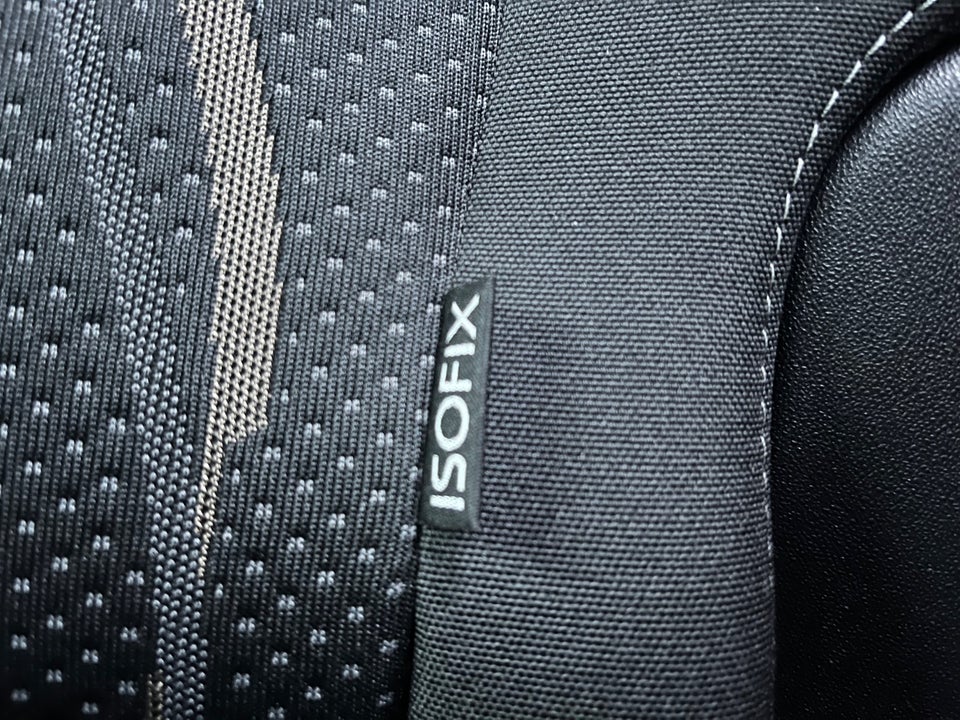 Peugeot 208 1,2 VTi Allure 5d