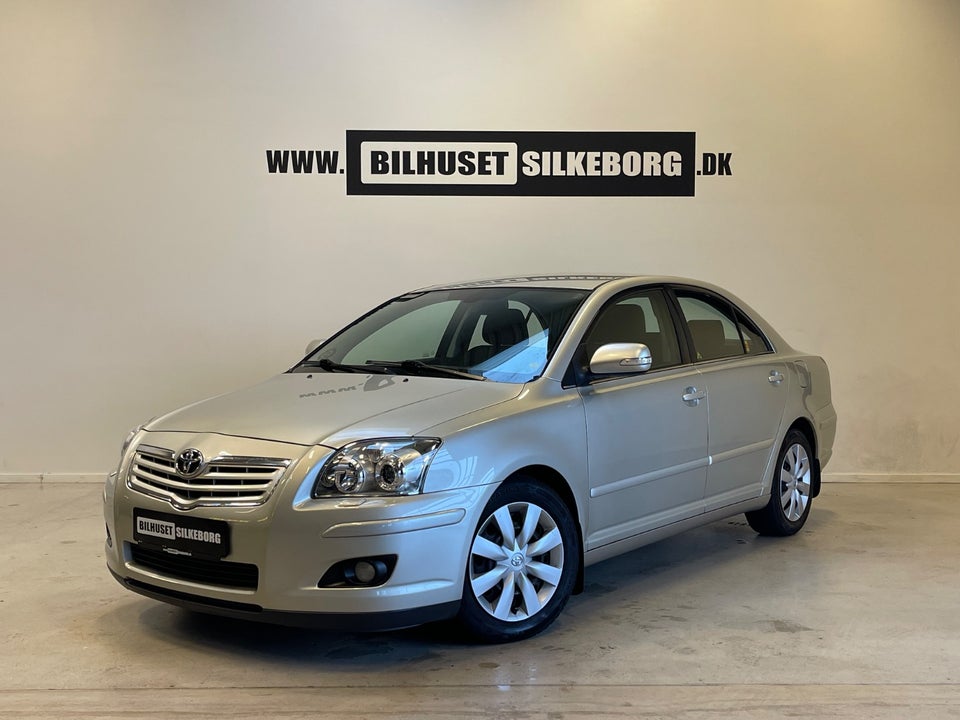 Toyota Avensis 1,8 VVT-i Terra 4d