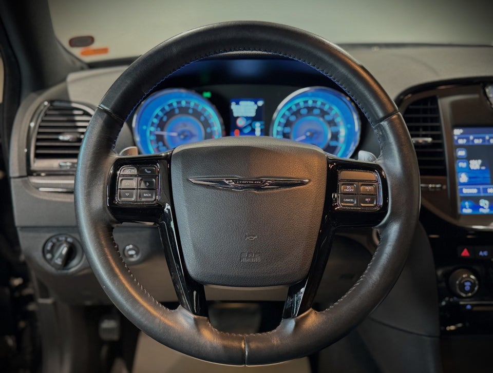 Chrysler 300C 3,6 V6 aut. 4d