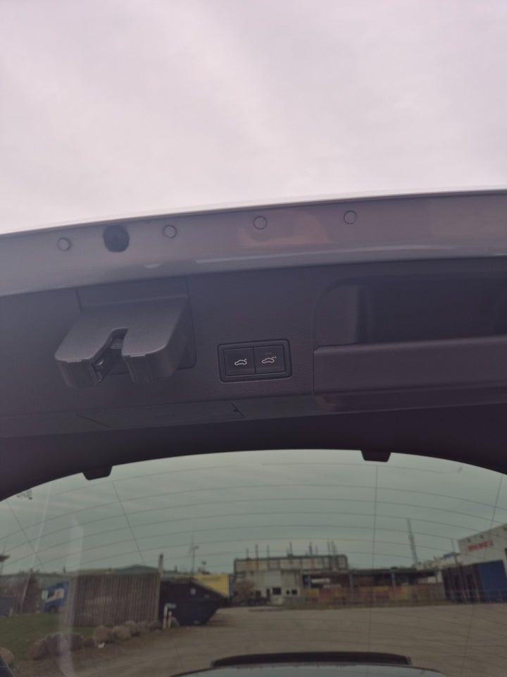 VW Arteon 2,0 TSi 190 R-line Business DSG 4d