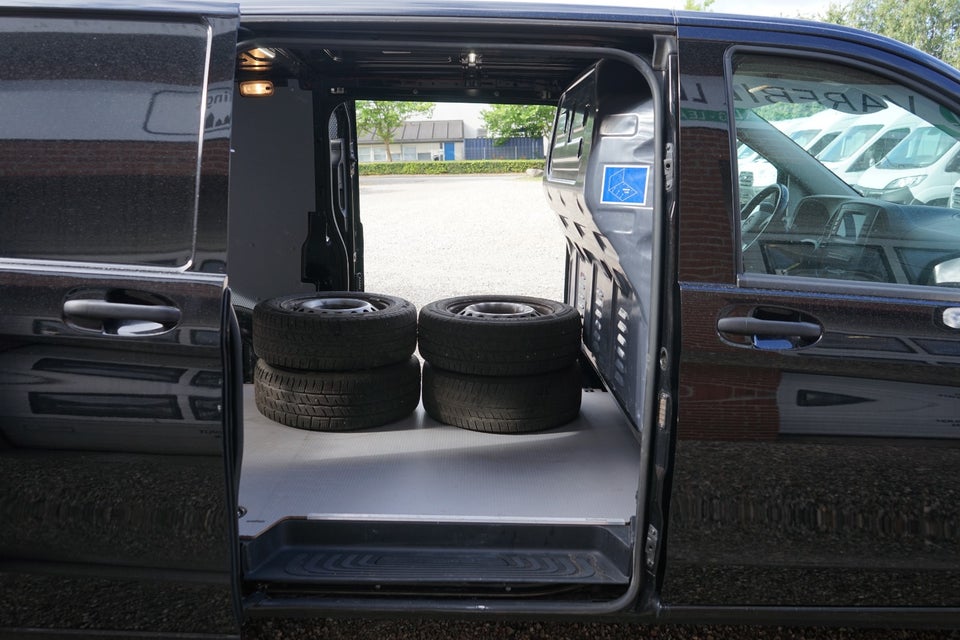 Mercedes Vito 114 2,0 CDi Kassevogn aut. L RWD