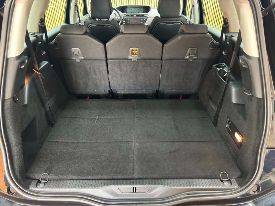 Citroën Grand C4 Picasso 1,6 e-HDi 115 Attraction 5d