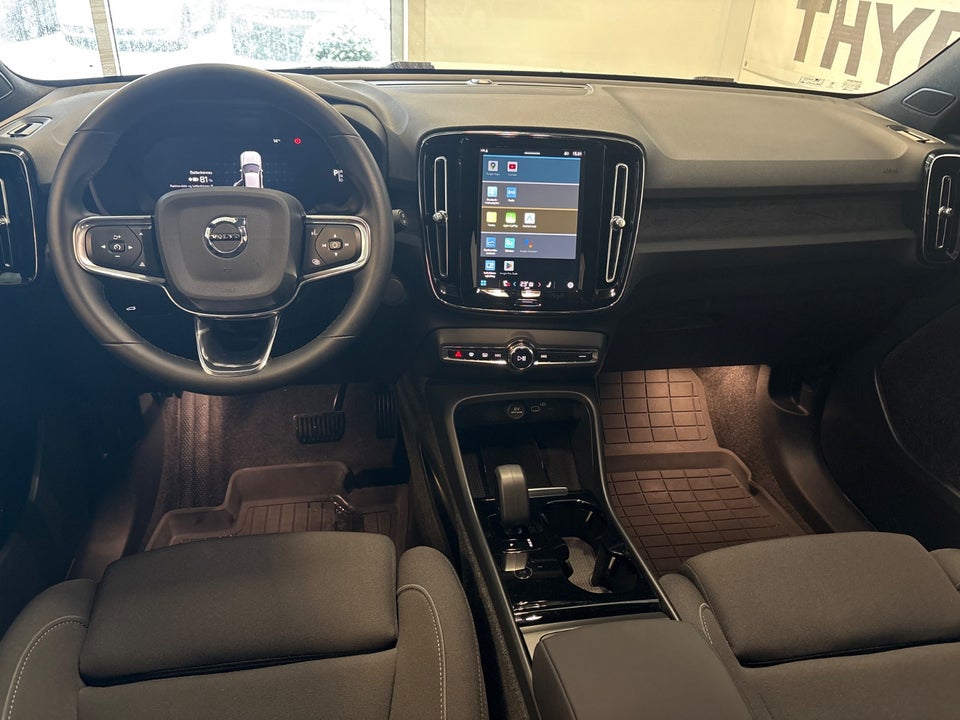 Volvo XC40 ReCharge Extended Range Plus 5d
