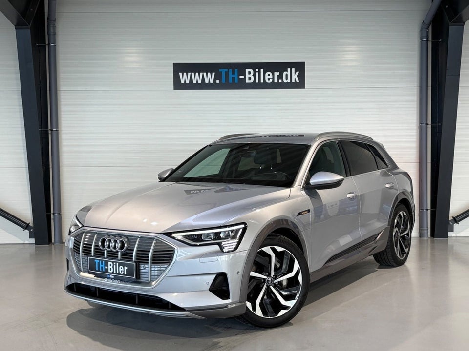 Audi e-tron 55 S-line quattro 5d