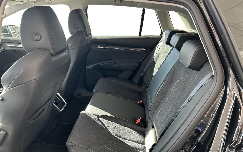 Skoda Elroq 85 iV 5d