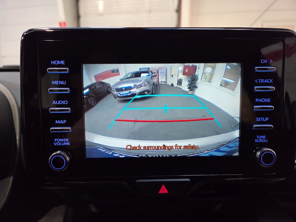 Toyota Yaris 1,5 Hybrid H3 e-CVT 5d