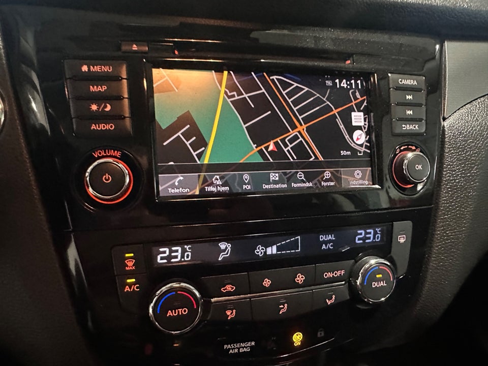 Nissan Qashqai 1,3 Dig-T 140 Tekna 5d