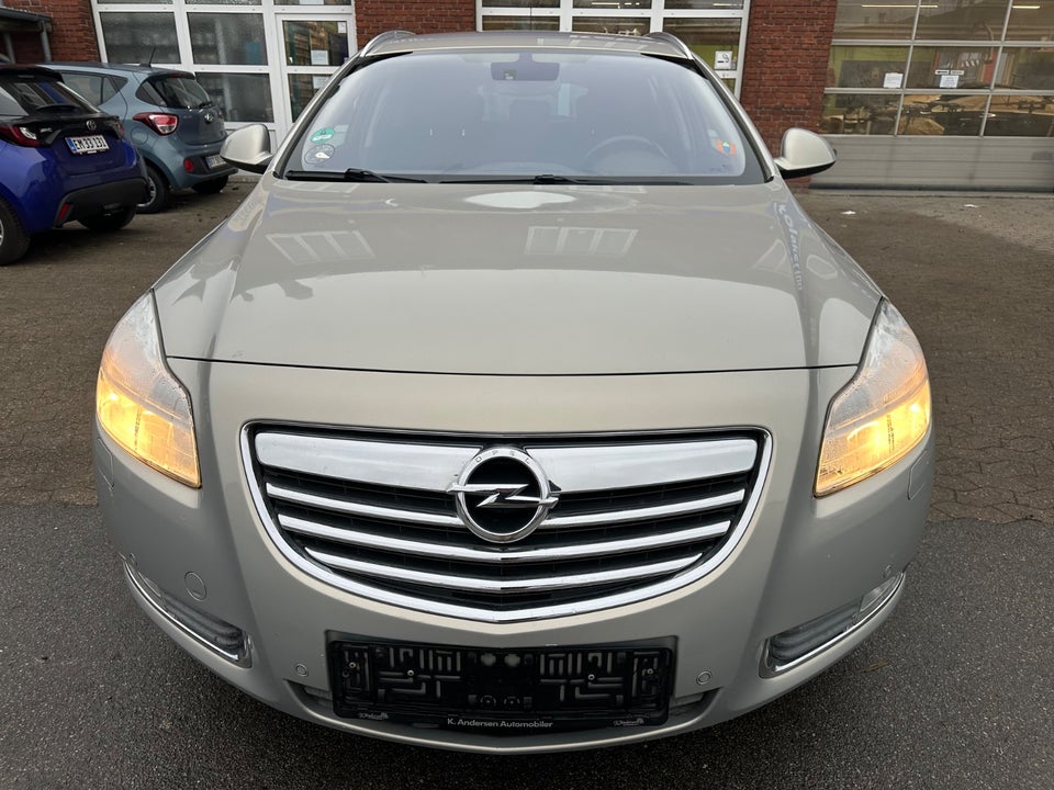 Opel Insignia 1,8 Edition Sports Tourer 5d
