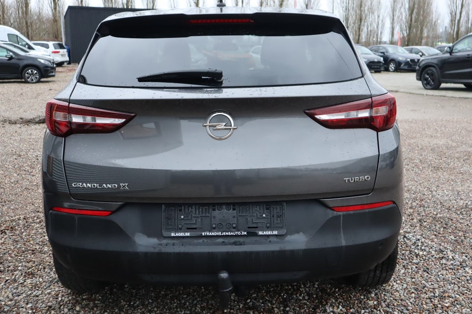Opel Grandland X 1,2 T 130 Enjoy 5d