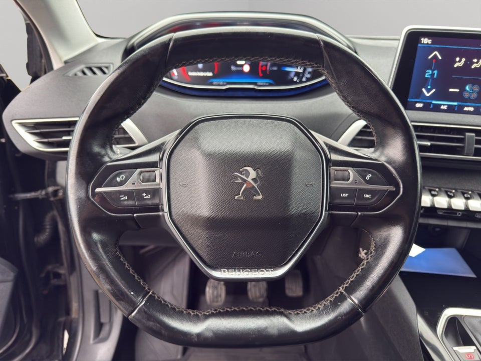 Peugeot 3008 1,5 BlueHDi 130 Allure 5d