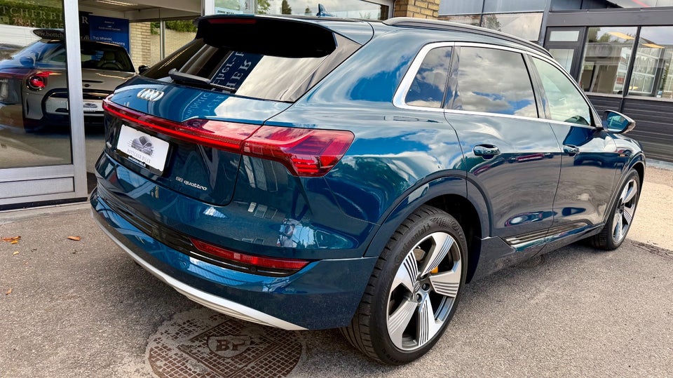 Audi e-tron 55 Launch Edition quattro 5d