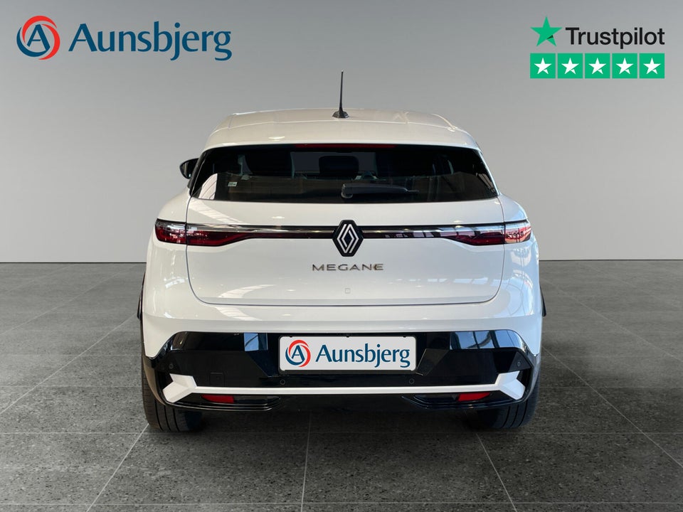 Renault Megane E-Tech 40 Equilibre 5d