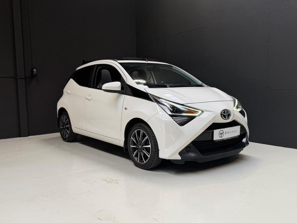 Toyota Aygo 1,0 VVT-i x-sky 5d