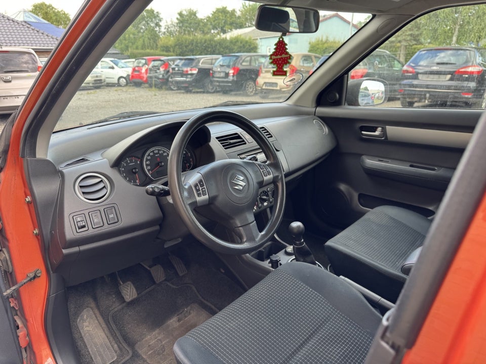 Suzuki Swift 1,5 GLX 5d